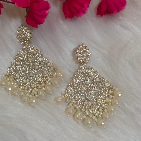 chandelier earring